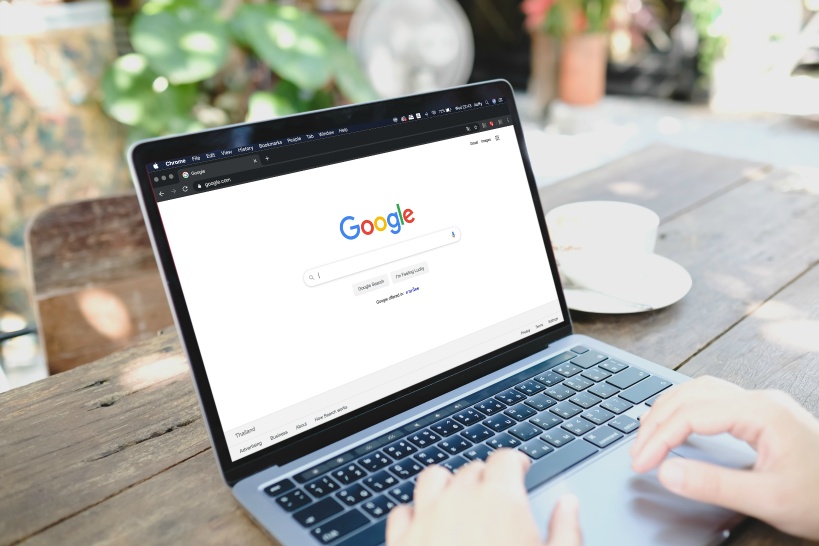 Facebook広告とGoogle広告はどちらがおすすめ？
