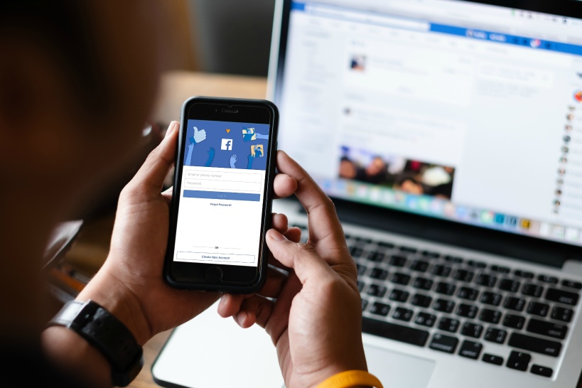 【初心者向け】facebook広告のやり方や運用方法などをわかりやすく解説